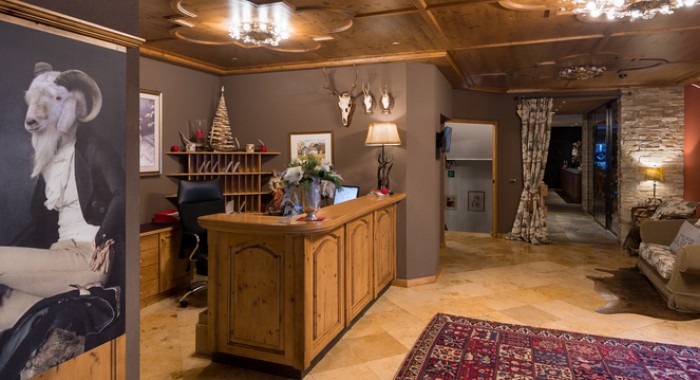 Hotel Somont, Selva & S.Cristina ski chalet, image 5